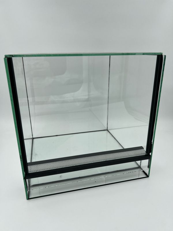 Glass terrarie med giljotin 30x30x30cm