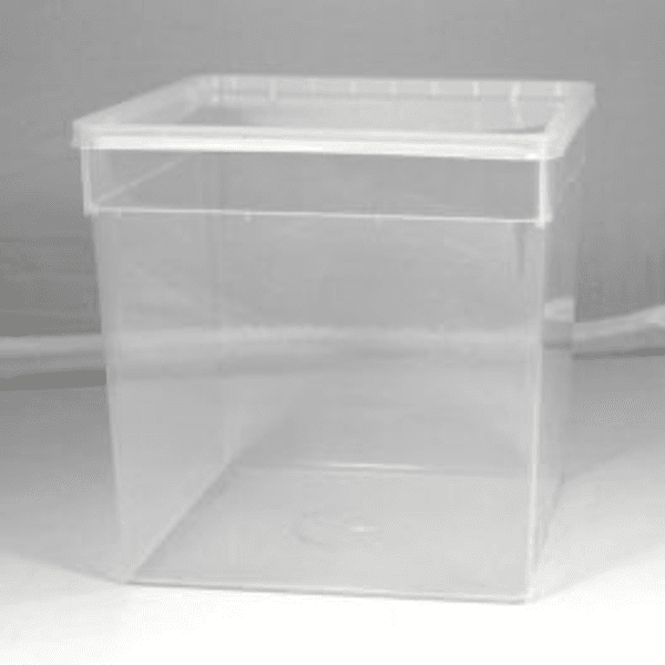 Kvadratisk Plastboks med lokk 5,8L 18,5x18,5x19 cm